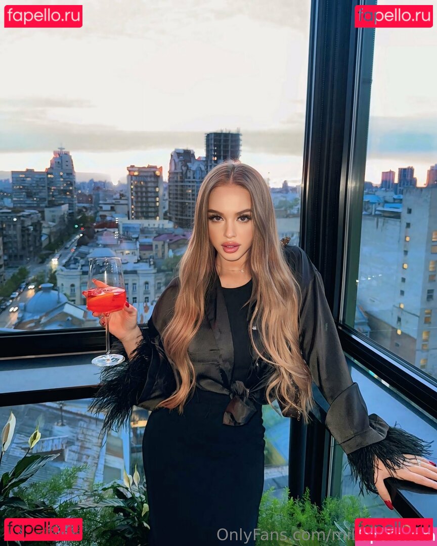 milana.dram.usa / milanadream Onlyfans Photo Gallery 