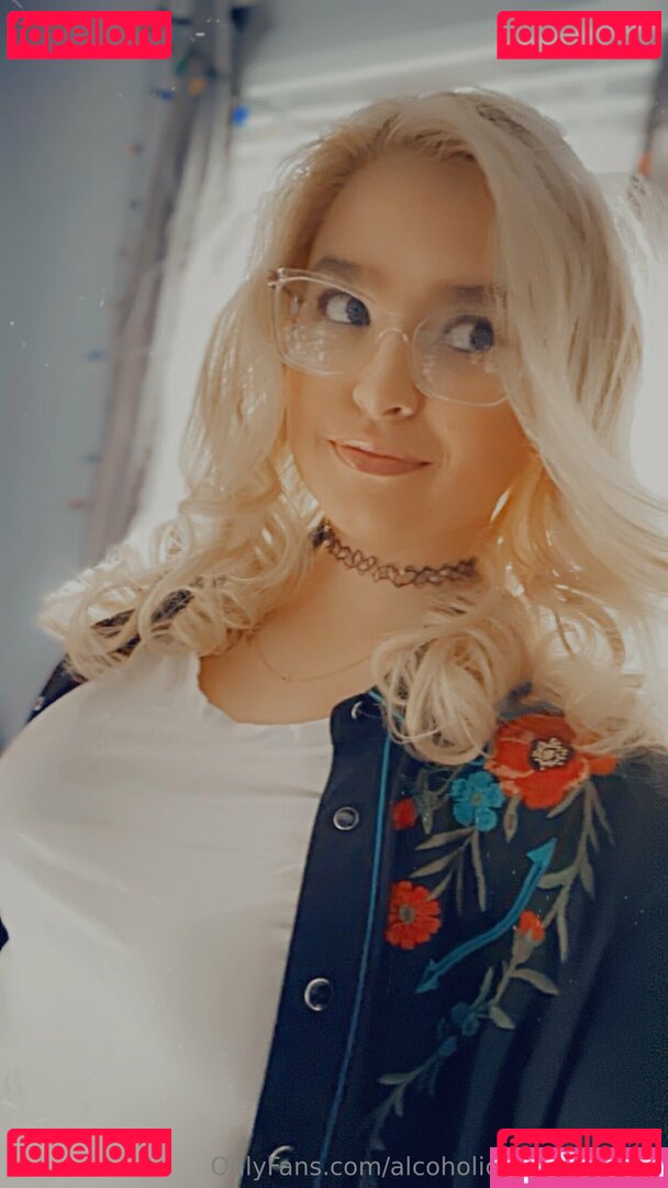 alcoholicsemenspitter Onlyfans Photo Gallery 