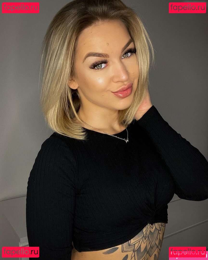 deni.dream_ / denidream Onlyfans Photo Gallery 