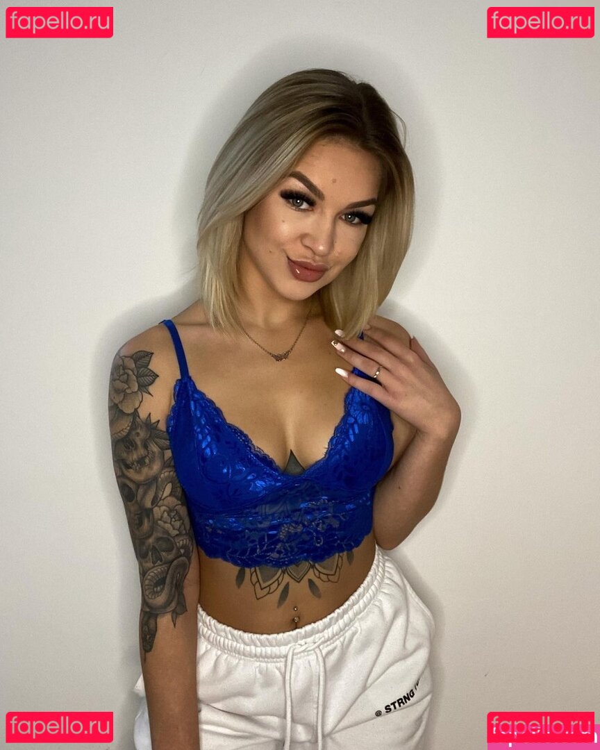 deni.dream_ / denidream Onlyfans Photo Gallery 