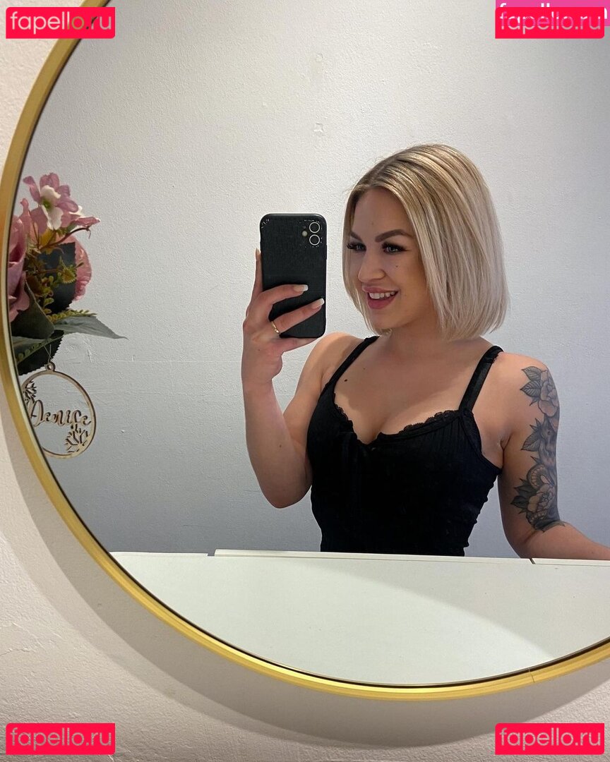 deni.dream_ / denidream Onlyfans Photo Gallery 