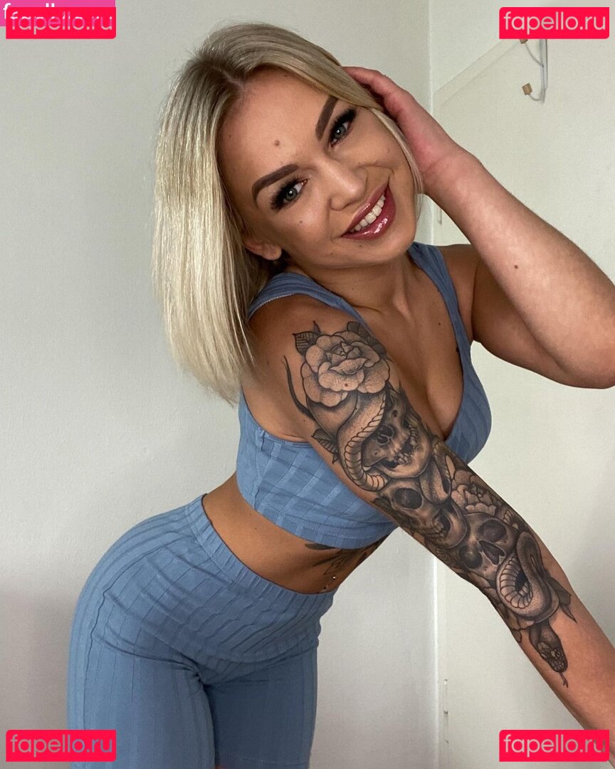 deni.dream_ / denidream Onlyfans Photo Gallery 