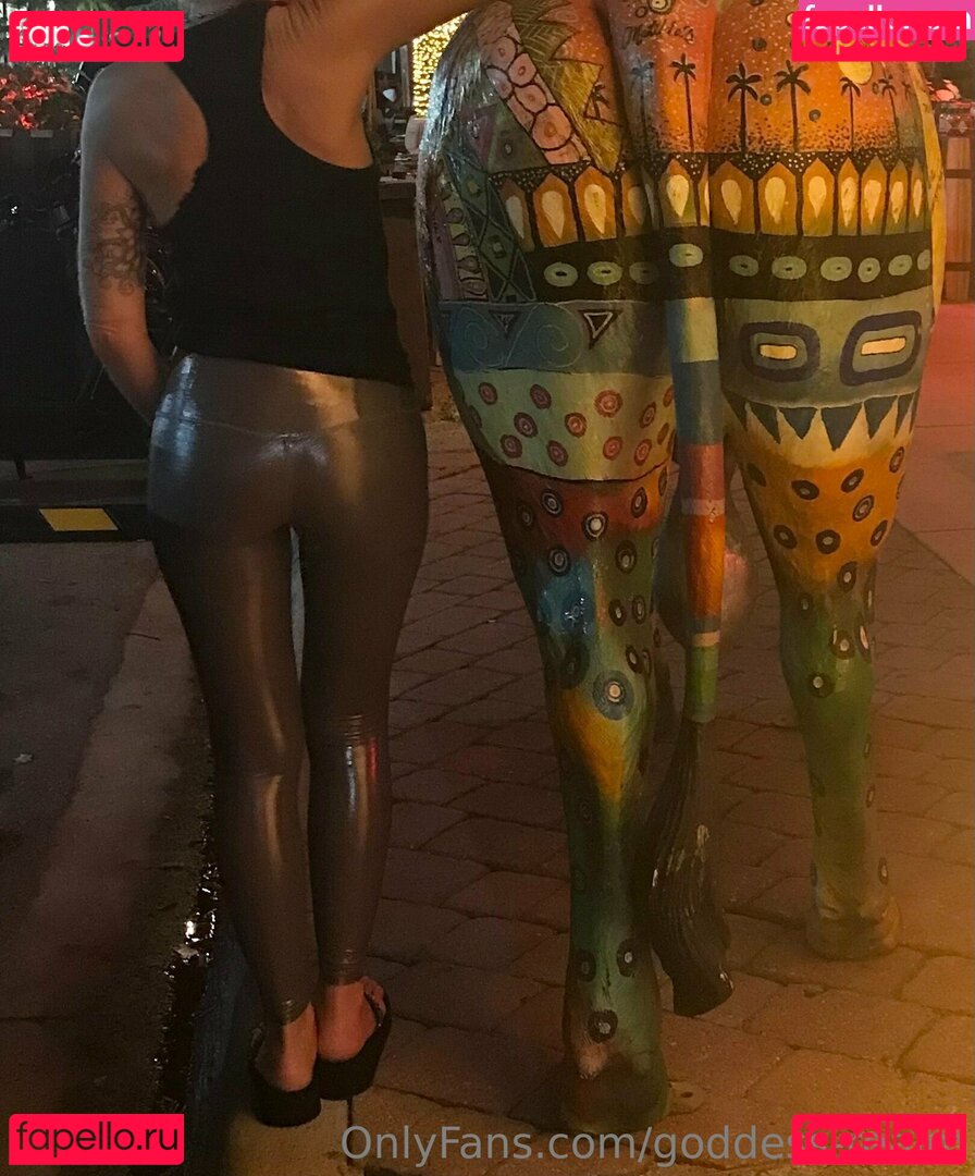 goddess-realm / shopgoddessrealm Onlyfans Photo Gallery 