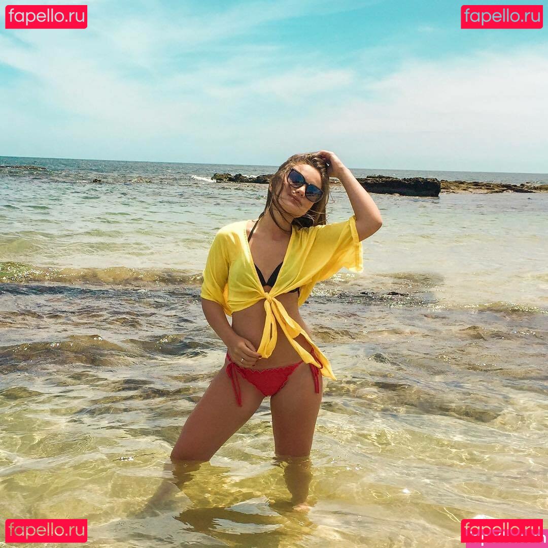 Karize Brum / giuliabrum / karizebrumoficial Onlyfans Photo Gallery 