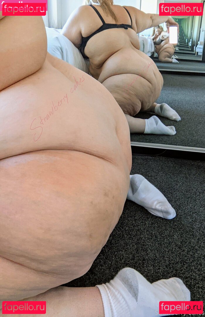 strawberry-cakes Onlyfans Photo Gallery 
