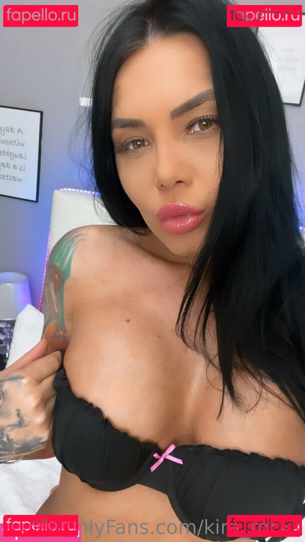 kira_rocks / kirarocksthehusky Onlyfans Photo Gallery 