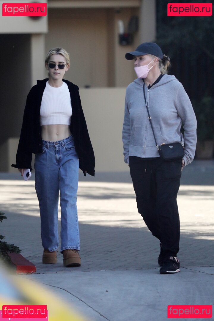 Belly Button / bellybuttongal Onlyfans Photo Gallery 