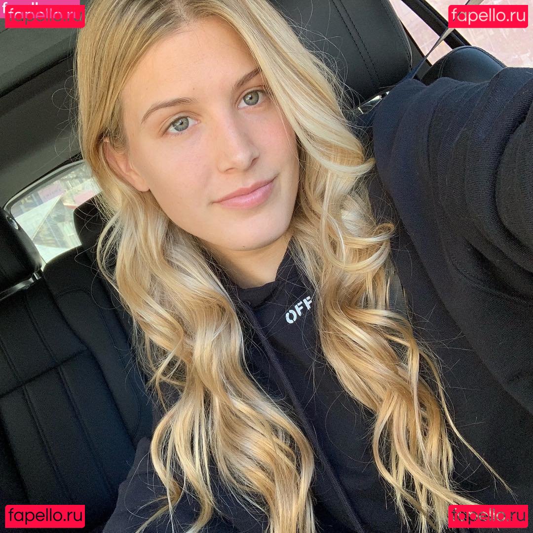 Genie Bouchard / geniebouchard Onlyfans Photo Gallery 