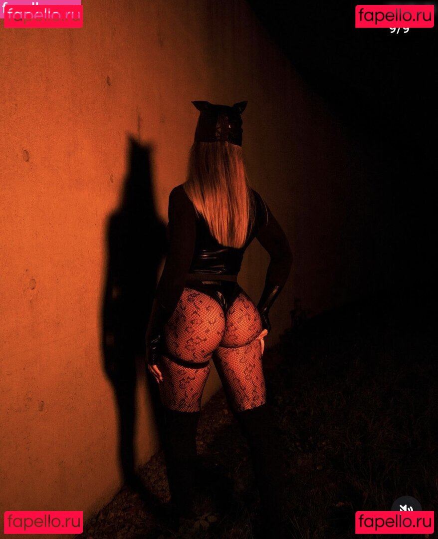 Analena.lz / anabelleofficial Onlyfans Photo Gallery 