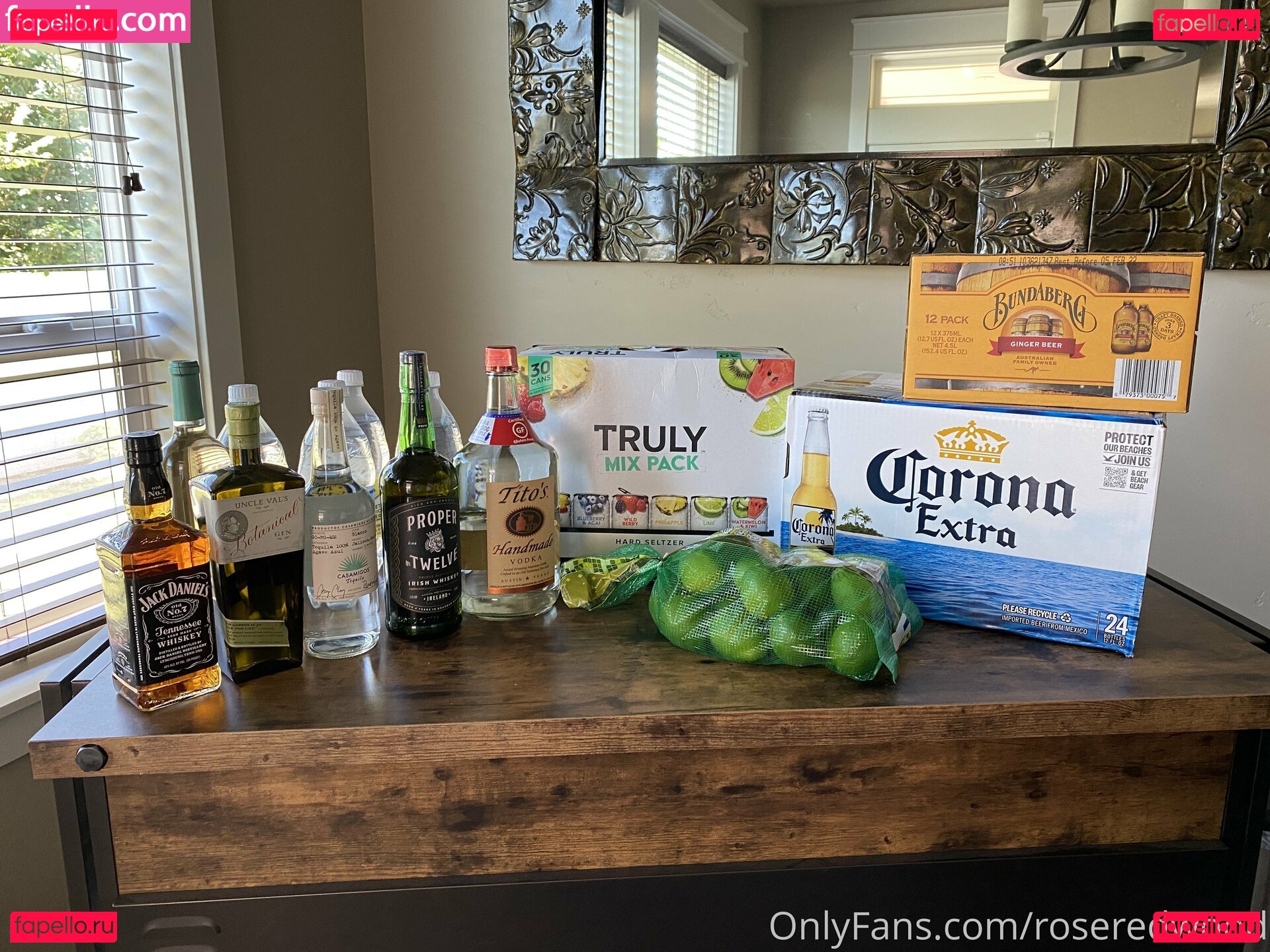 roseredwood Onlyfans Photo Gallery 