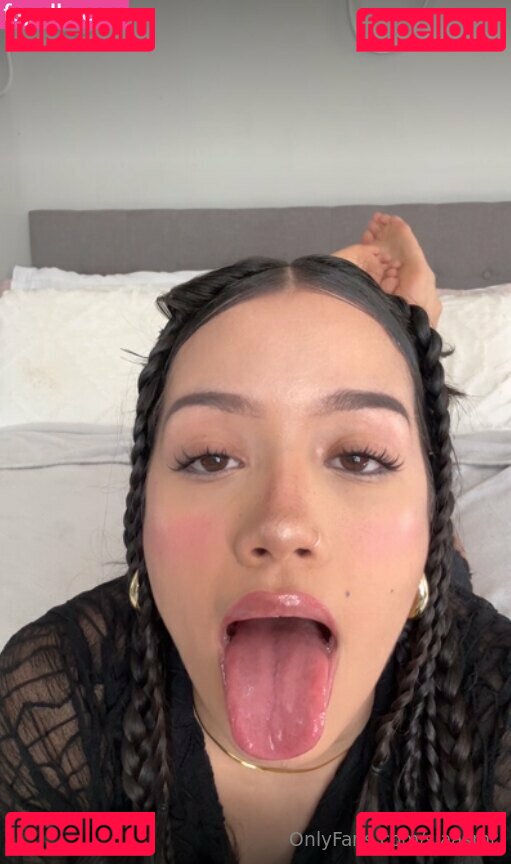 Sia ASMR / real_siaasmr Onlyfans Photo Gallery 