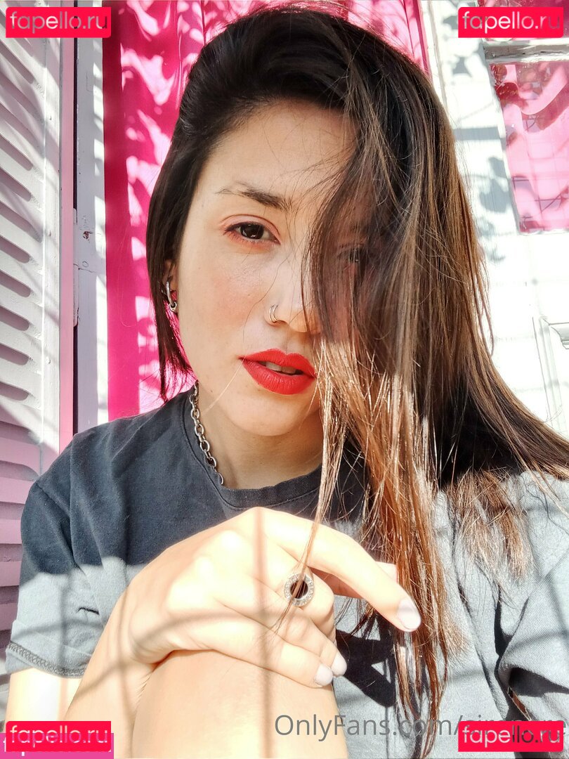 sireenter / sirenere Onlyfans Photo Gallery 