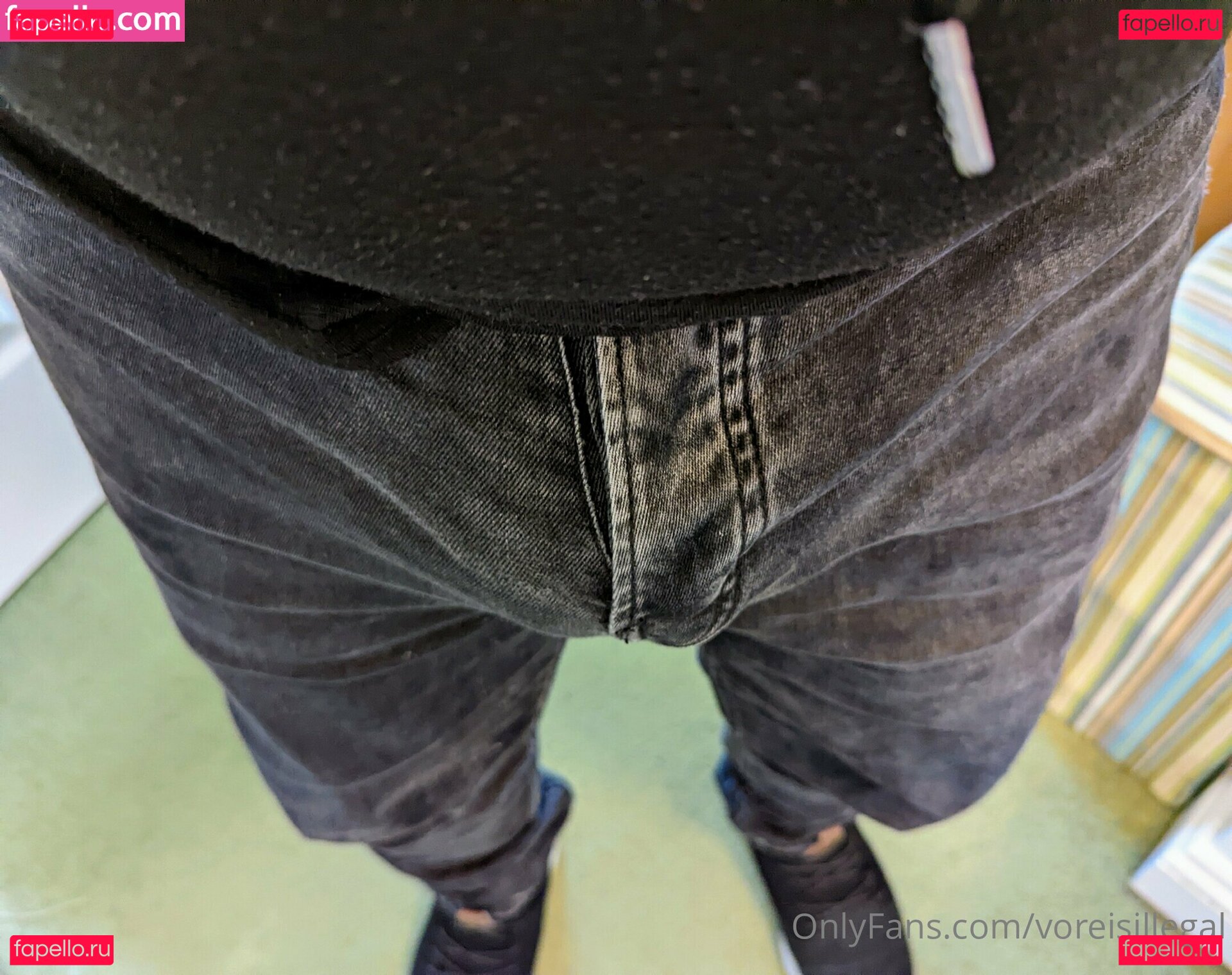 lawisillegal / voreisillegal Onlyfans Photo Gallery 