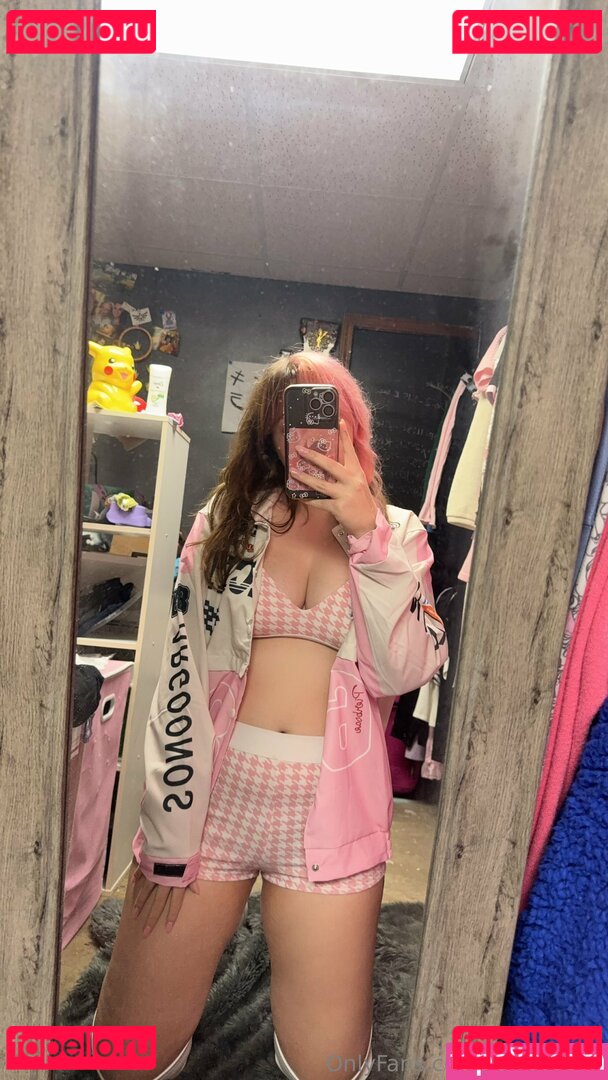 AllyceHime Onlyfans Photo Gallery 