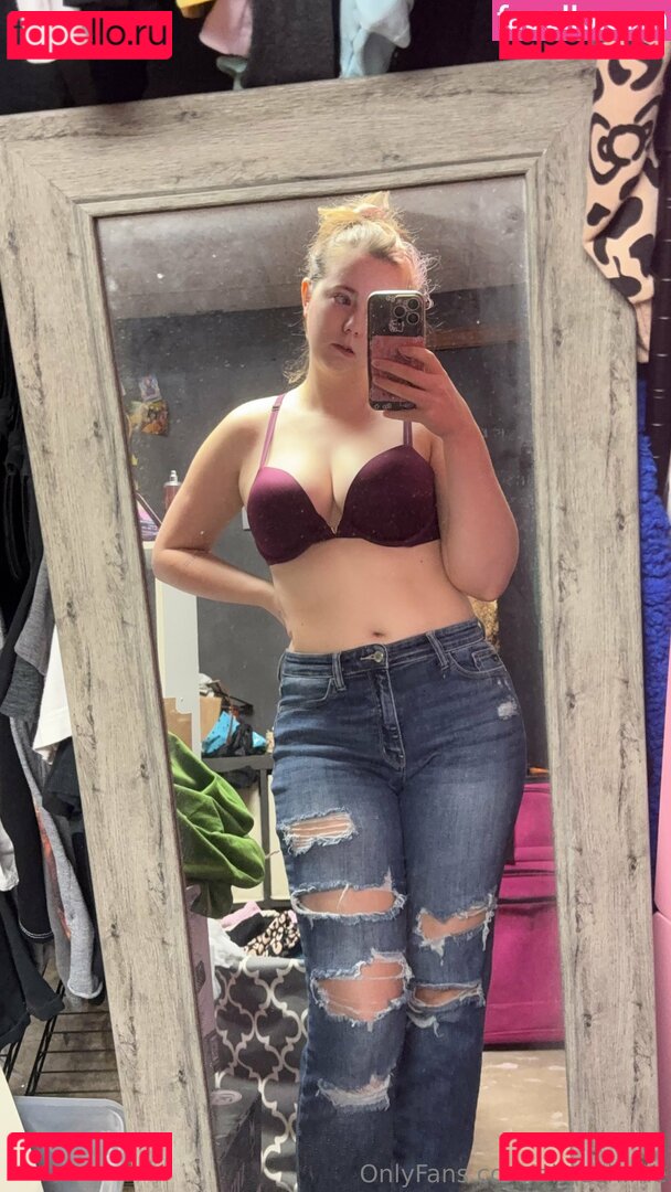 AllyceHime Onlyfans Photo Gallery 