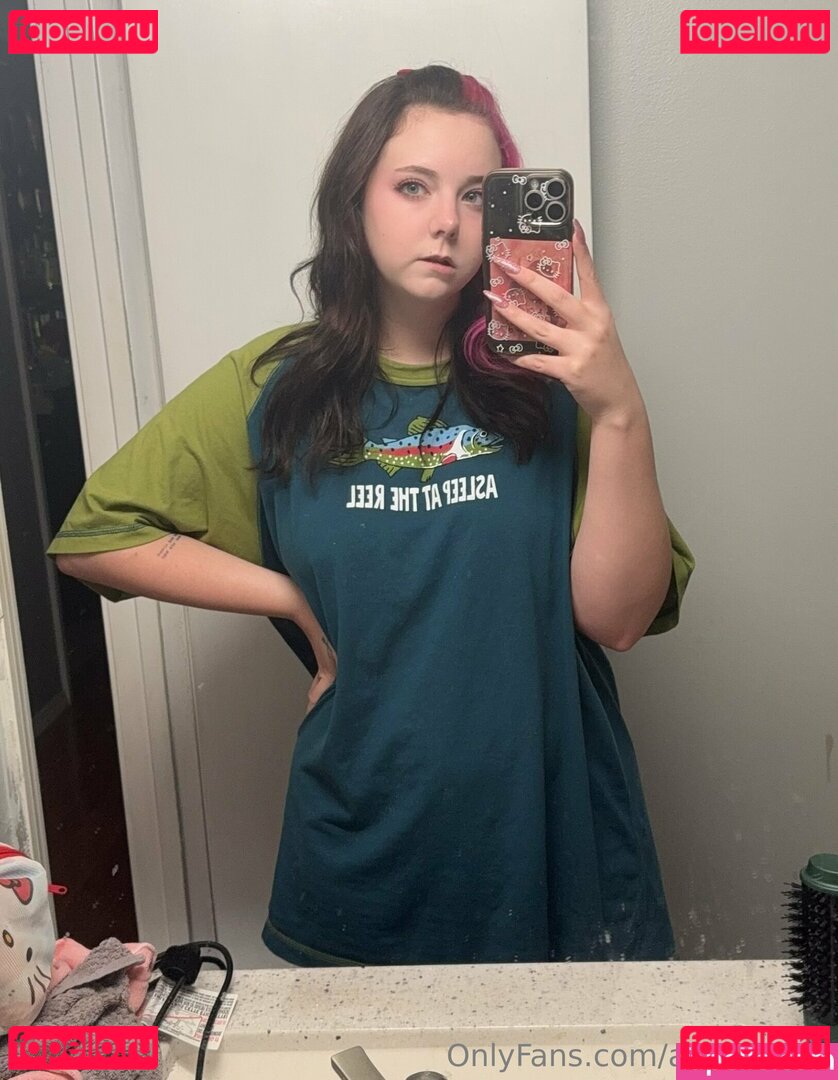 AllyceHime Onlyfans Photo Gallery 