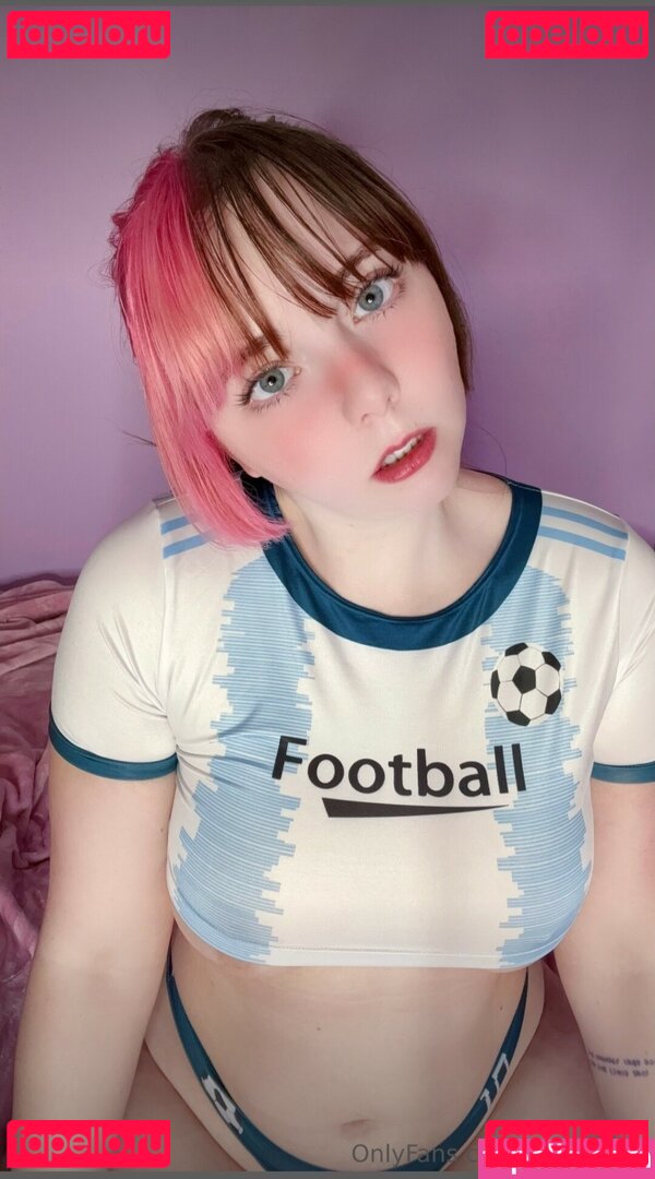 AllyceHime Onlyfans Photo Gallery 