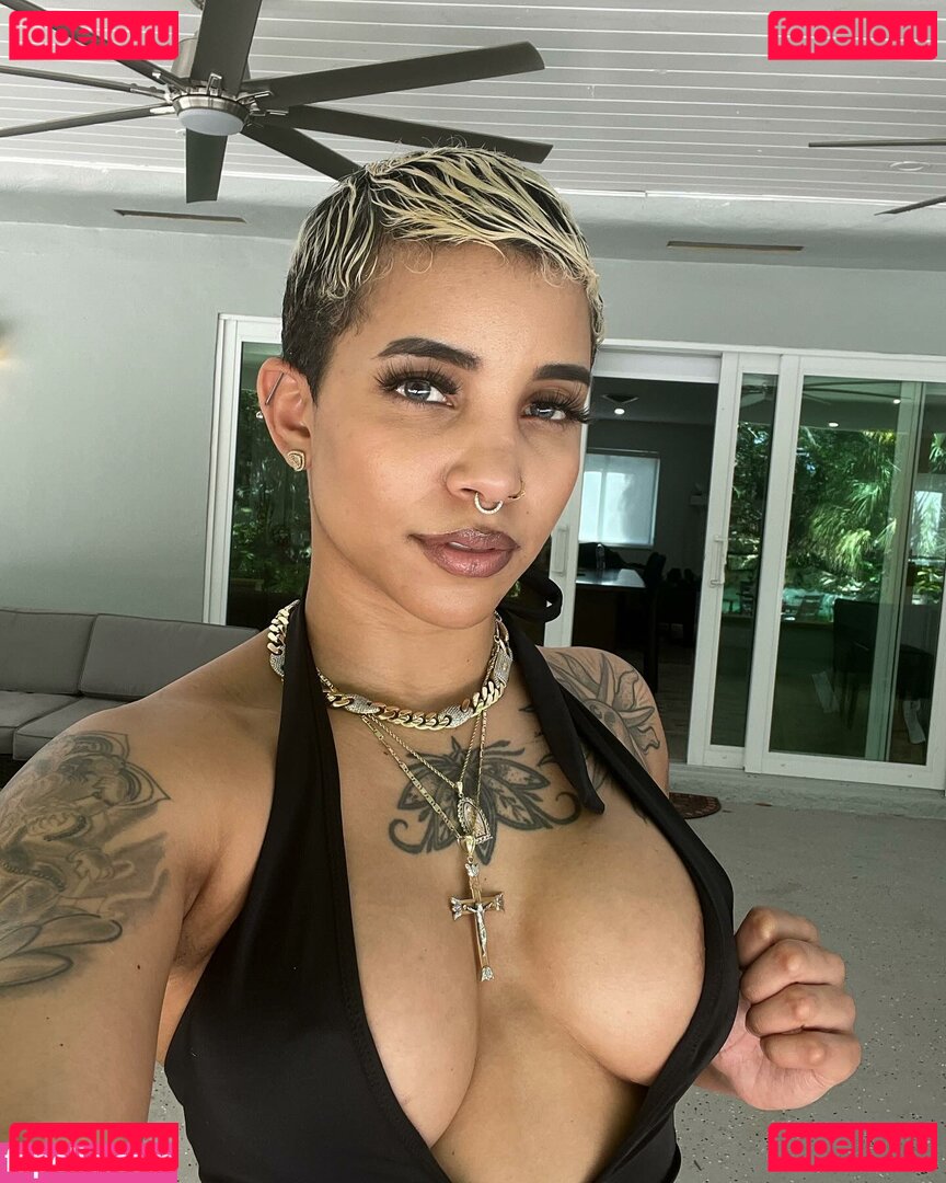 Jay Torres / comesayhello / j.pixiecut Onlyfans Photo Gallery 