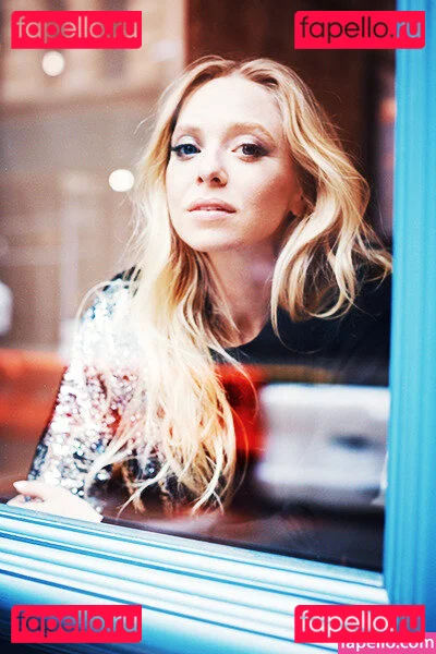 Portia Doubleday Onlyfans Photo Gallery 