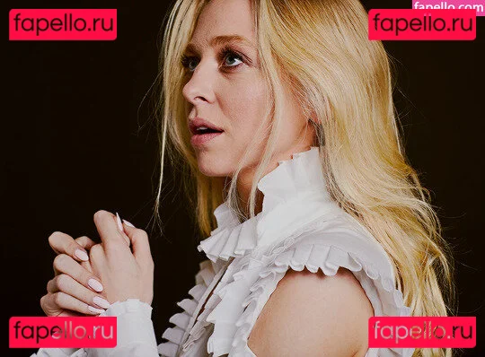 Portia Doubleday Onlyfans Photo Gallery 