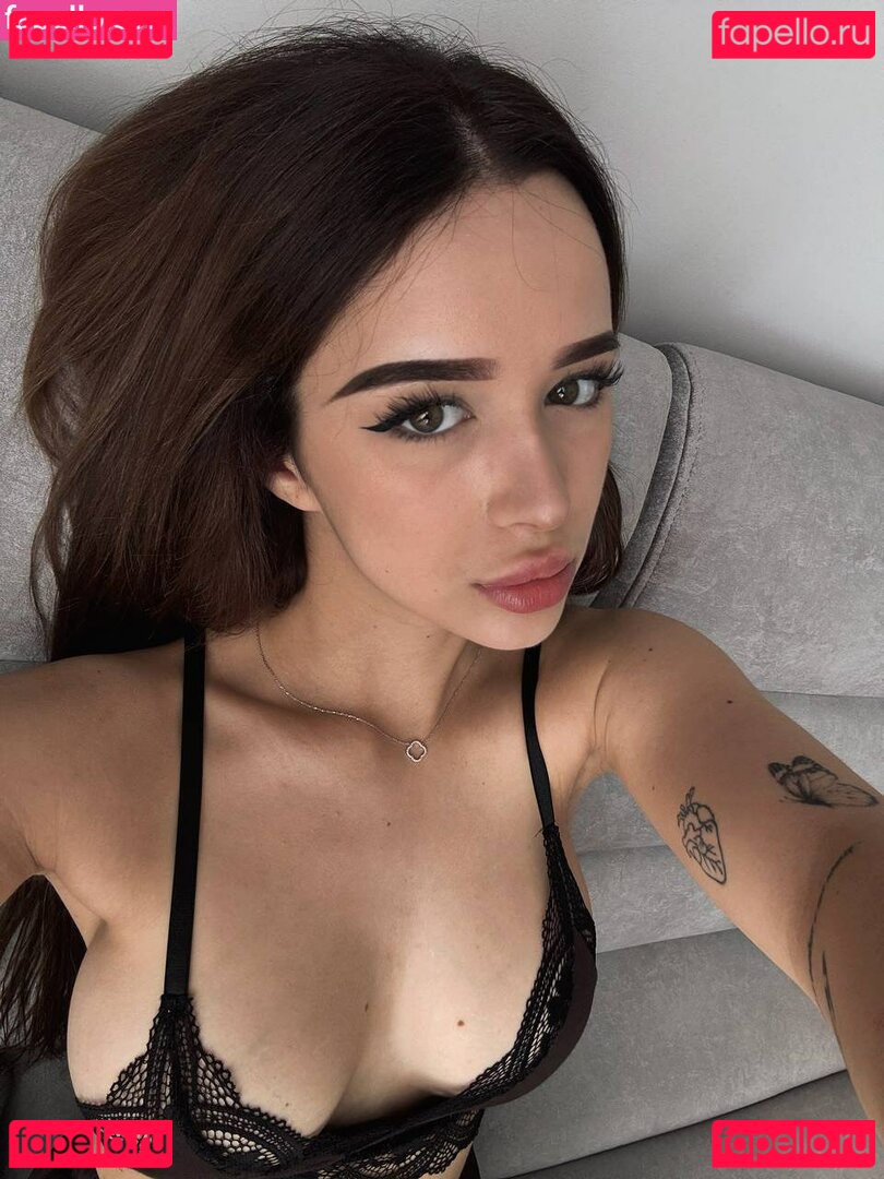 _simbochka_simba / simbochka Onlyfans Photo Gallery 