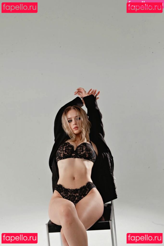 _simbochka_simba / simbochka Onlyfans Photo Gallery 