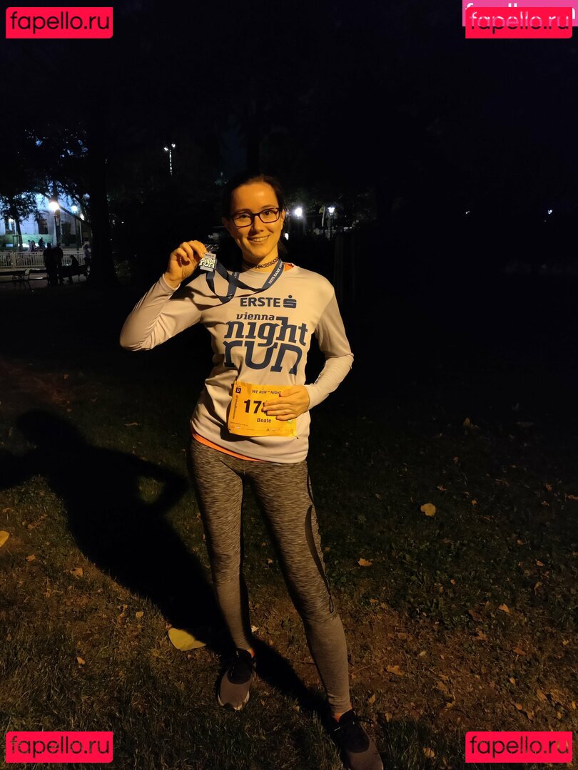 2DKiri Onlyfans Photo Gallery 