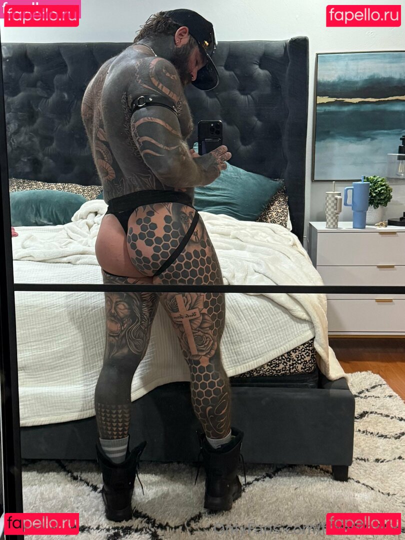 freedurden Onlyfans Photo Gallery 