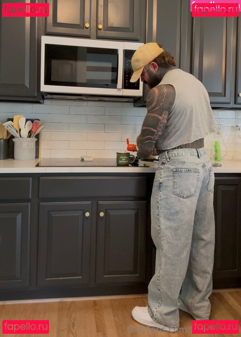 freedurden Onlyfans Photo Gallery 