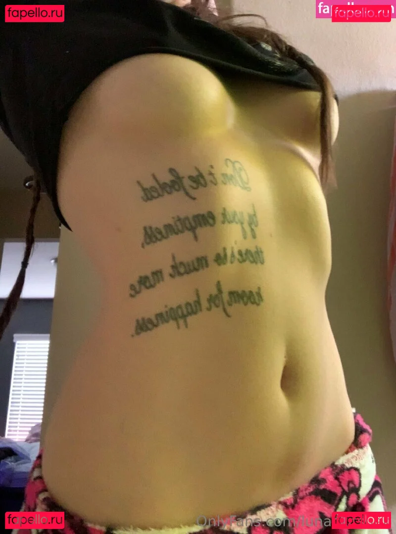 lunackitsuen Onlyfans Photo Gallery 