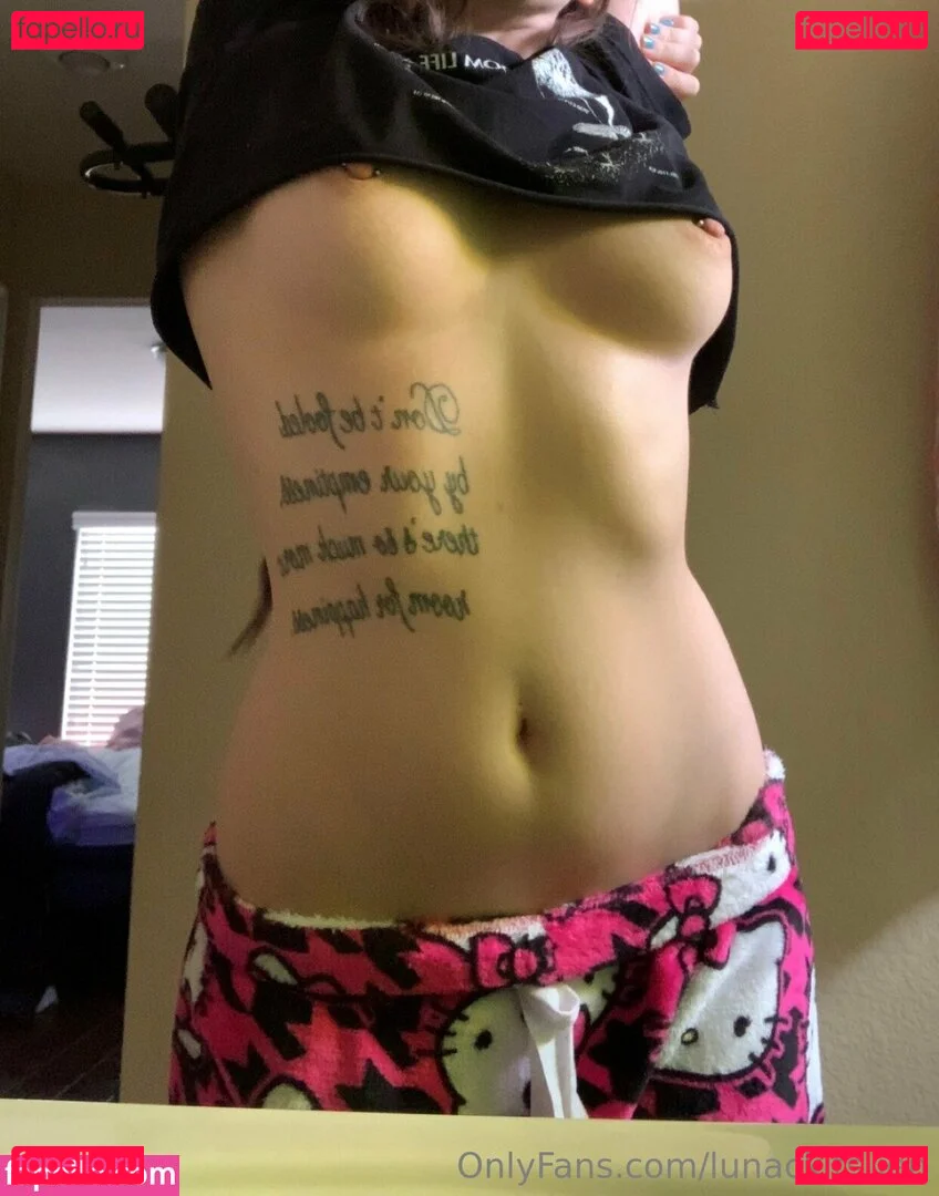 lunackitsuen Onlyfans Photo Gallery 