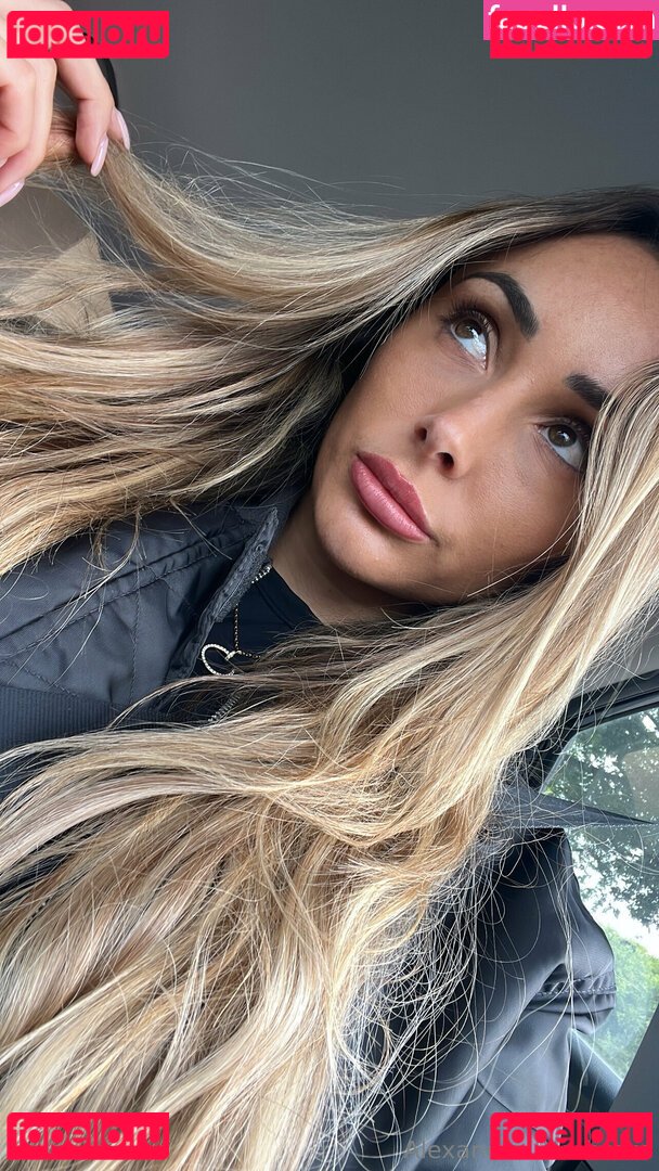 alexandrapembroke / alexandrapemxo Onlyfans Photo Gallery 