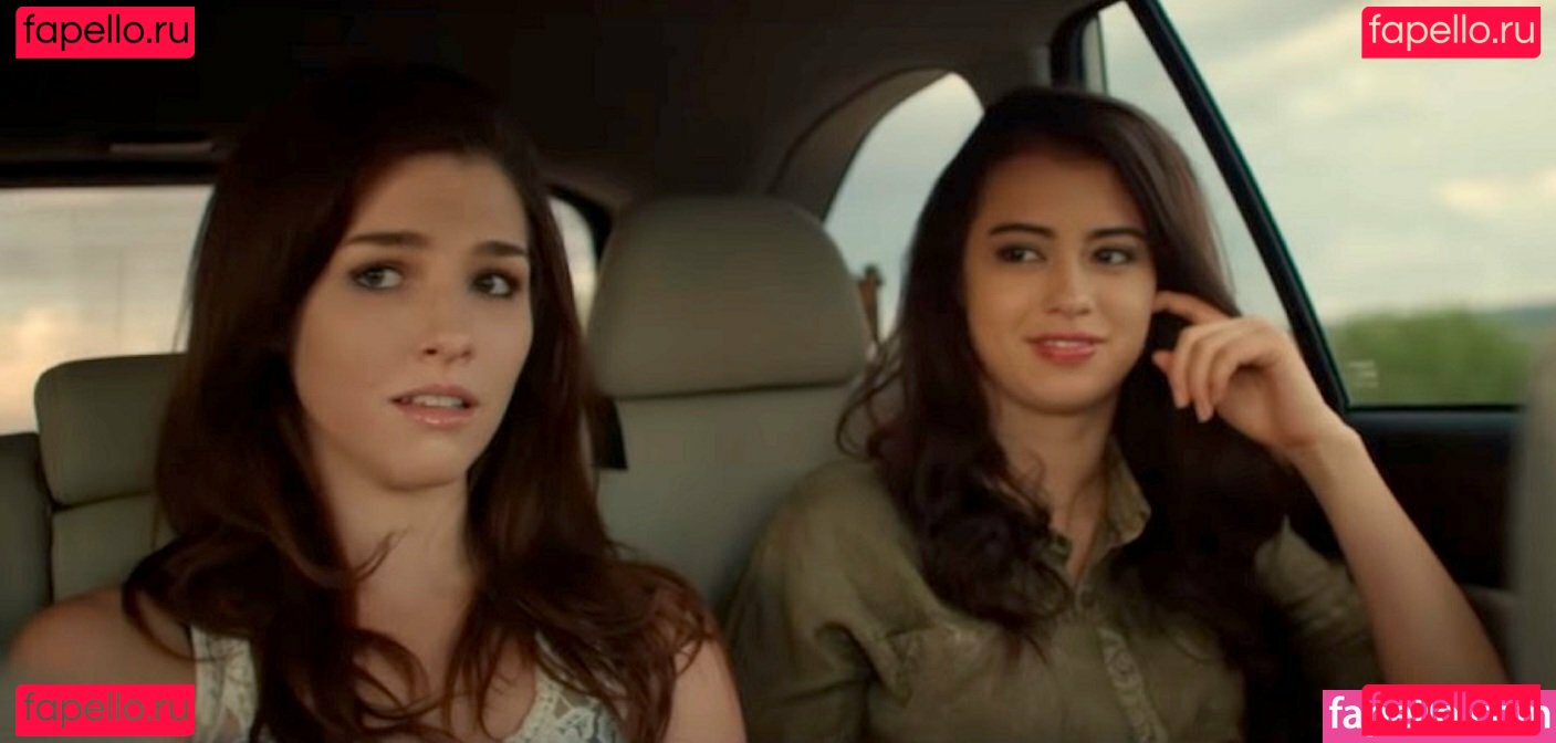 Amber Midthunder / ambermidthunder Onlyfans Photo Gallery 