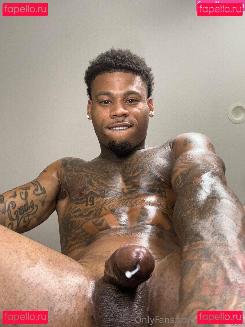 lotsofyayo / trapyayo_ Onlyfans Photo Gallery 