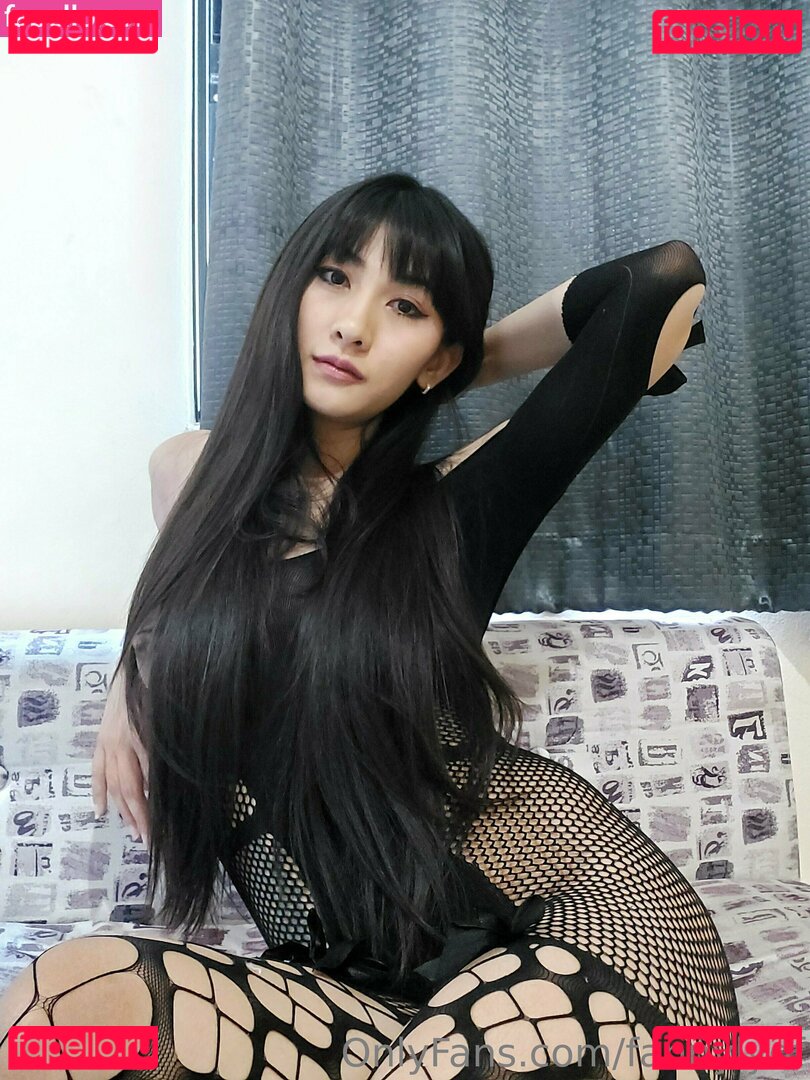 Fanny Ly / Fannylyof Onlyfans Photo Gallery 