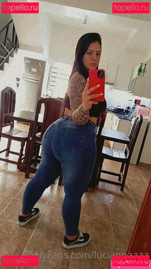 _luciannaaaa_ / luciannaaaa Onlyfans Photo Gallery 