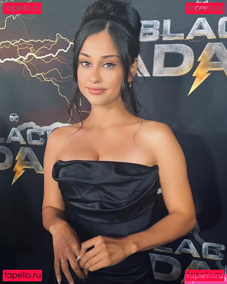 Yvette Monreal Onlyfans Photo Gallery 