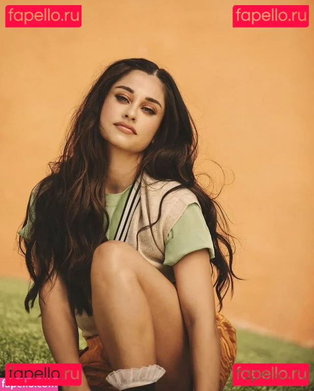 Yvette Monreal Onlyfans Photo Gallery 