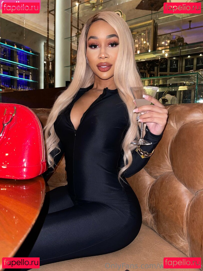 wow.arielle / wowariellee Onlyfans Photo Gallery 