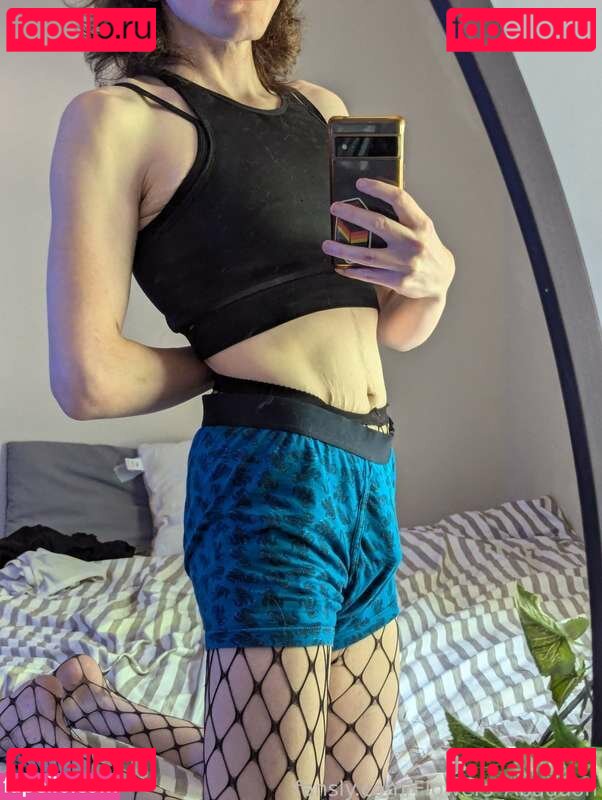 Flowers_Abaddon / homewithroo Onlyfans Photo Gallery 