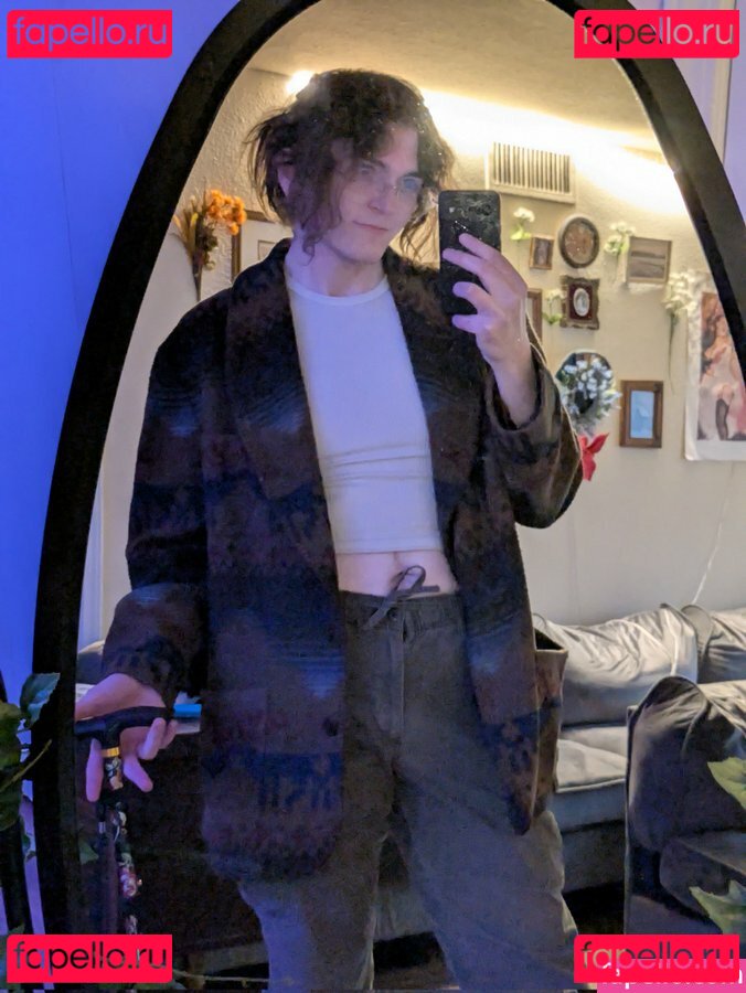 Flowers_Abaddon / homewithroo Onlyfans Photo Gallery 