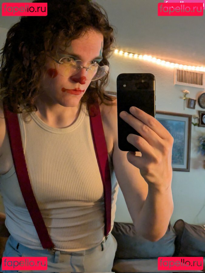 Flowers_Abaddon / homewithroo Onlyfans Photo Gallery 