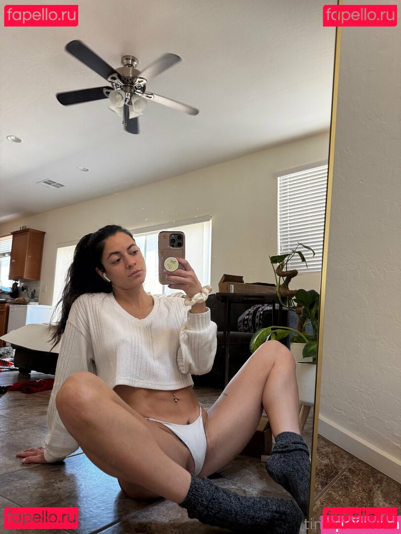 666prudence / Tinyprudence Onlyfans Photo Gallery 