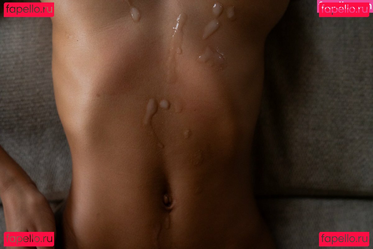 666prudence / Tinyprudence Onlyfans Photo Gallery 