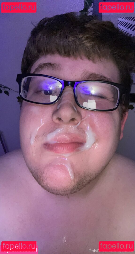 chubbysucker / massivesigh Onlyfans Photo Gallery 