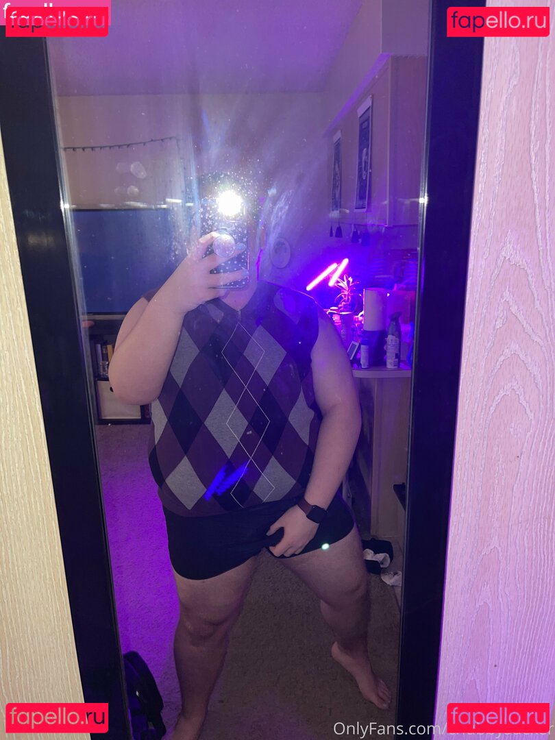 chubbysucker / massivesigh Onlyfans Photo Gallery 