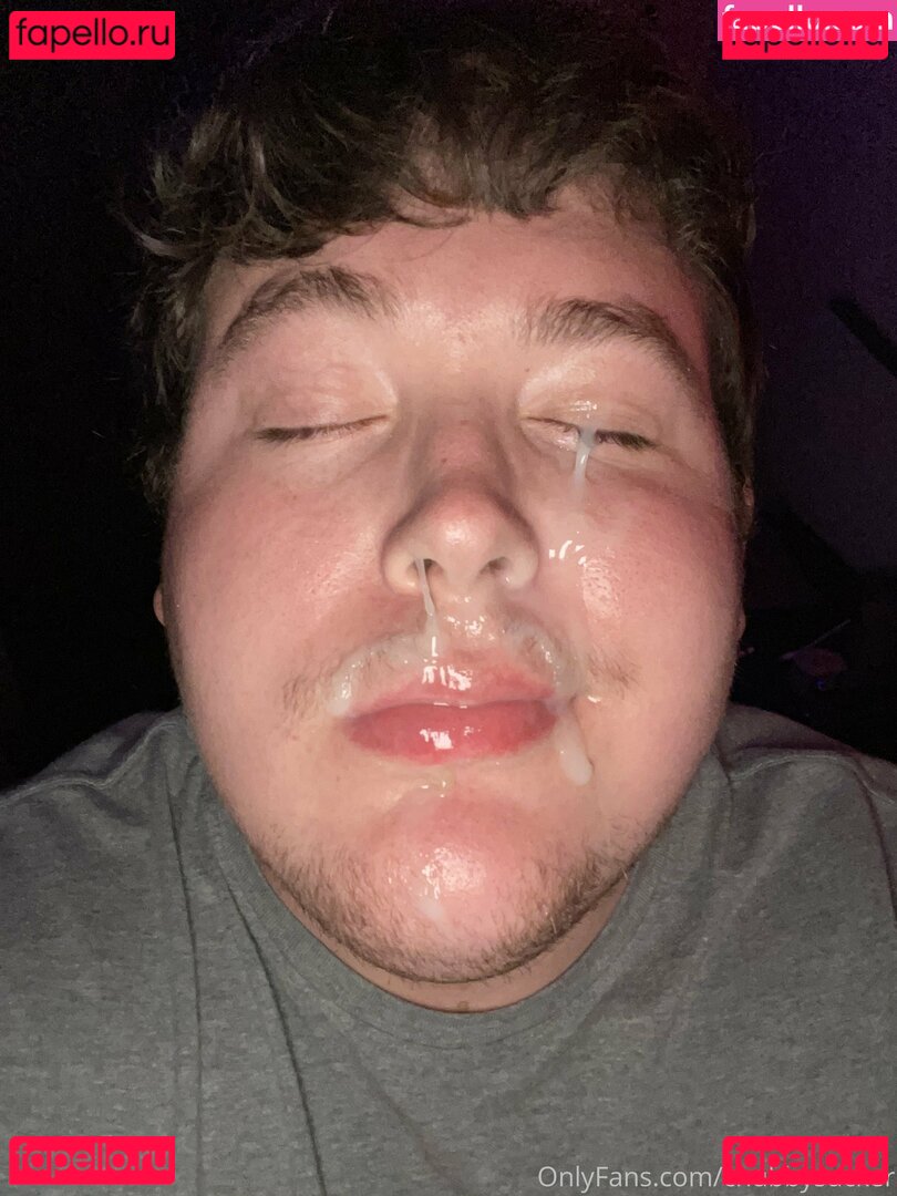 chubbysucker / massivesigh Onlyfans Photo Gallery 