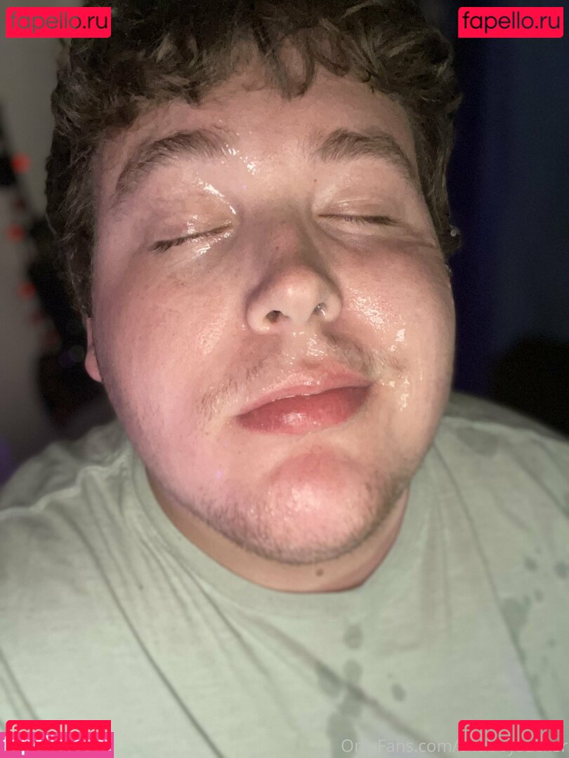 chubbysucker / massivesigh Onlyfans Photo Gallery 