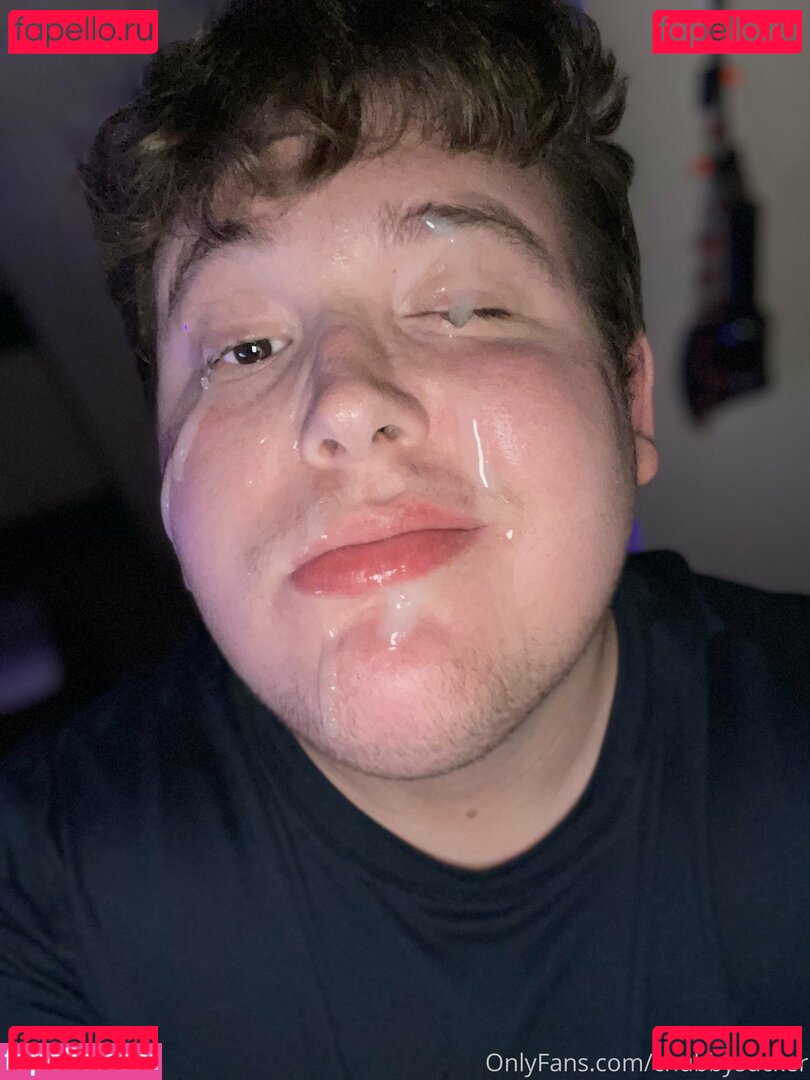 chubbysucker / massivesigh Onlyfans Photo Gallery 