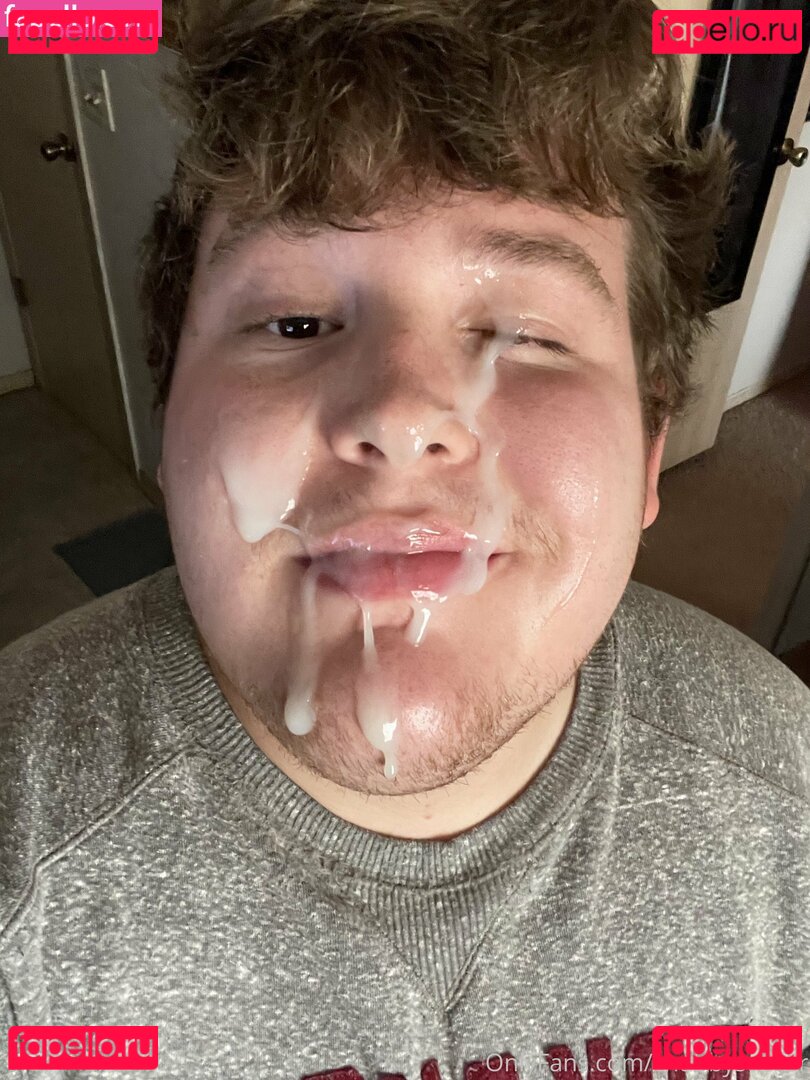 chubbysucker / massivesigh Onlyfans Photo Gallery 